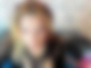 Kiara-Cruz's Live Sex Cam Show