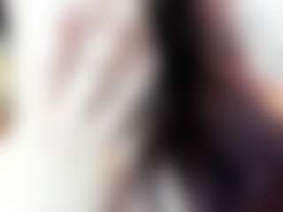 Live cam show with Kiara-Cruz - Striptease on slutload