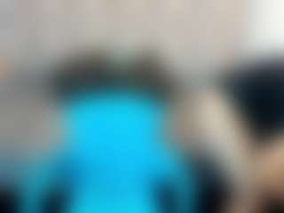 Kiara-Cruz's Live Sex Cam Show