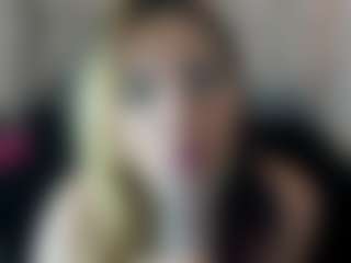 Live cam show with Kiara-Cruz - Nipple Piercings on Streamer API
