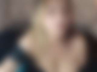 Live cam show with Kiara-Cruz - Hairy Pussy MILF on wildcum.com