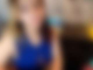 Kiara-Cruz's Live Sex Cam Show