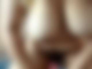 Live cam show with Kiara-Cruz - BBW on fapnchat