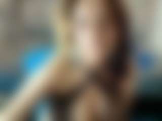 Kiara-Cruz's Live Sex Cam Show