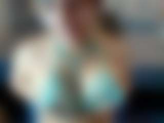 Kiara-Cruz's Live Sex Cam Show