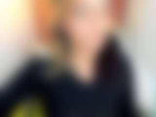 Kiara-Cruz's Live Sex Cam Show