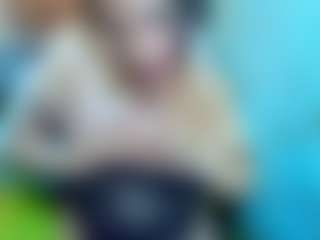 Live cam show with Kiara-Cruz - Squirt on infinitiblacc.com