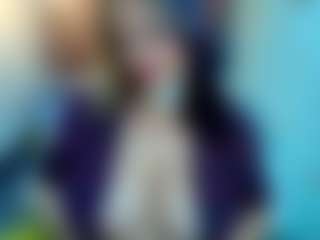 Kiara-Cruz MILF webcam performer live streaming