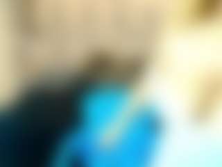 Kiara-Cruz's Live Sex Cam Show