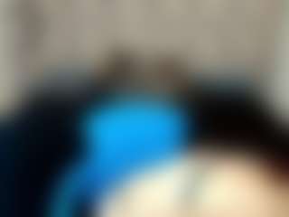 Kiara-Cruz's Live Sex Cam Show