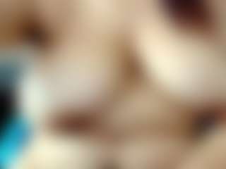 Live cam show with Kiara-Cruz - Fuck Machine on CamSodaAdn
