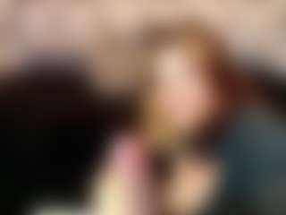 Kiara-Cruz's Live Sex Cam Show