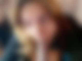 Kiara-Cruz's Live Sex Cam Show