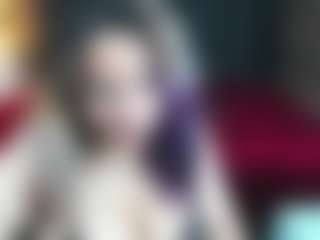 Live cam show with Kiara-Cruz - Nipple Piercings on slutload