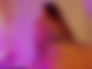 Live cam show with LAUREN GARCIA - Blonde Hair on chickslive.net