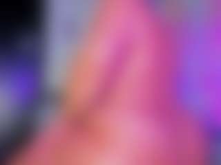 Live cam show with LAUREN GARCIA - Green Eyes on Camming Site