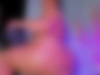 Live cam show with LAUREN GARCIA - Green Eyes on CamClone