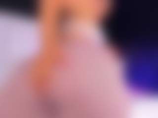 Live cam show with LucieMiller - Ass Clapping on CamSodaAdn