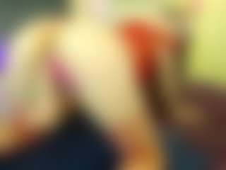 Live cam show with MiaaAngell - Facial on Camsoda Late Night