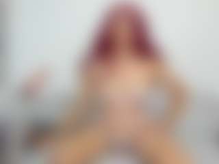 Live cam show with Vane-evanss - Red Hair on Soda Cam