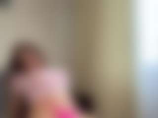 Live cam show with Yoko - Facial on CamClone