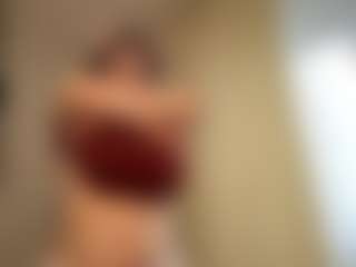 Live cam show with Yoko - Genital Piercings on realtime-chat