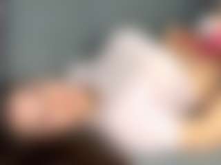 Live cam show with Yoko - Facial on chickslive.net