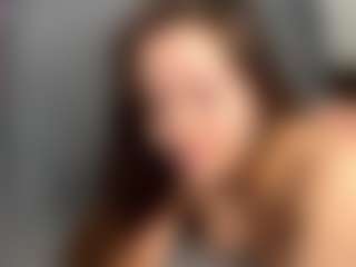 Live cam show with Yoko - Genital Piercings on 1on1-livenow