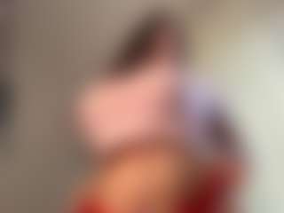 Live cam show with Yoko - Nipple Piercings on pussylord.com