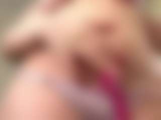 Yoko's Live Sex Cam Show