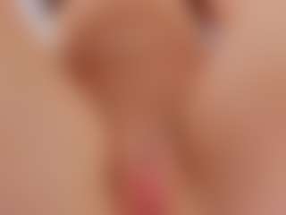 Live cam show with Yalezka - Brown Eyes on https://playwithruby.com