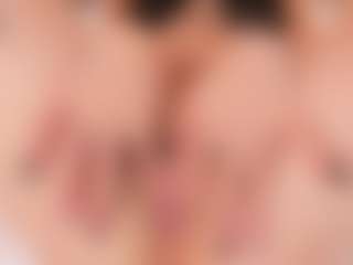 Live cam show with Yalezka - Facial on Camsoda