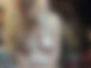 Live cam show with Ambionce - Athletic MILF on xheatlive.com