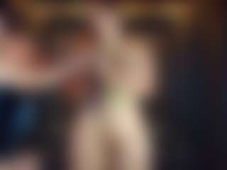 Candyqueenl's Live Sex Cam Show