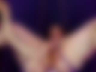 CandyQueenn's Live Sex Cam Show