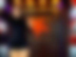CandyQueenn's Live Sex Cam Show