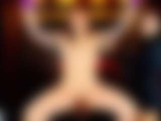 CandyQueenn's Live Sex Cam Show