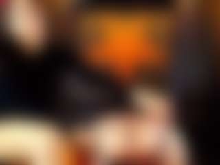 CandyQueenn's Live Sex Cam Show