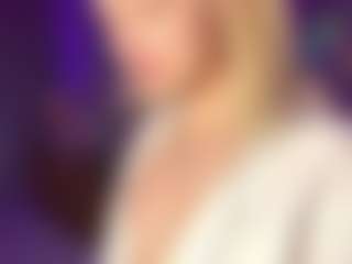 Live cam show with Lucy - Role Play on instabang
