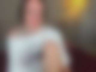 Show di cam dal vivo con kitten69Katye - Moaning su Camsoda