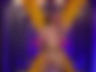 Live cam show with SofiBdsm - Green Eyes on Uber Horny
