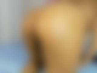 Live cam show with Jessy360 - Ebony HD on Uber Horny