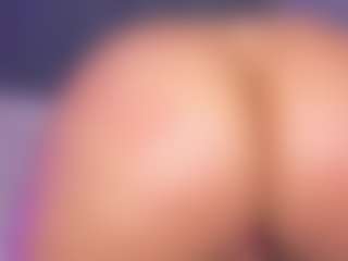 Live cam show with ninna-curly - Spank Red Hair on Camsoda