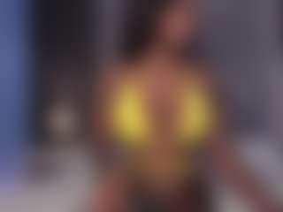Live cam show with Oshun - Double Penetration on Dare Cams