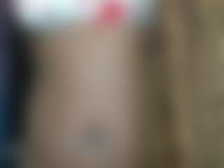 Live cam show with Oshun - Hairy Pussy on Cam Slut