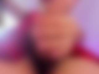Live cam show with salomissx - Drinking on Milfs Live