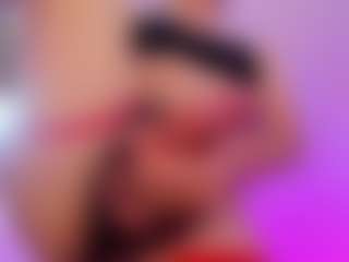 Live cam show with salomissx - Orgasm on CamSodaAdn
