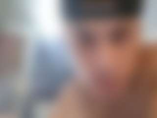 YoPapiTyPeShYt's Live Sex Cam Show