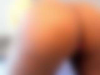 Adeleehottman's Live Sex Cam Show