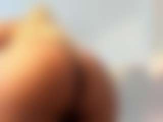 Adeleehottman's Live Sex Cam Show
